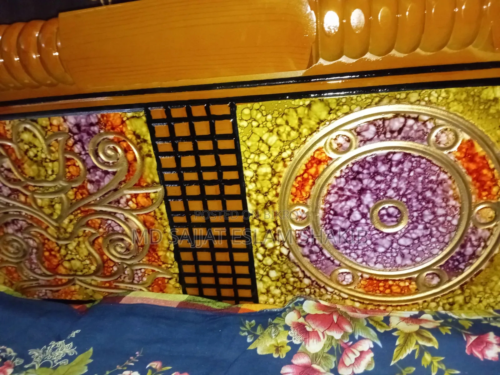 The bed is very good