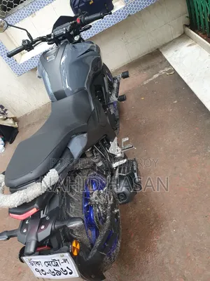 ইয়ামাহা এফজেড ২০২৬ গ্রে