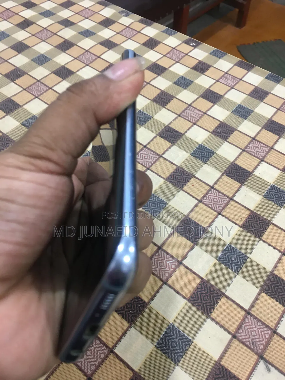 স্যামসাং গ্যালাক্সি এস৮ ৬৪ জিবি নীল