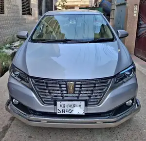 টয়োটা প্রিমিয়ো ১.৫ ফ্রন্ট হুইল ড্রাইভ ২০১৭ সিলভার