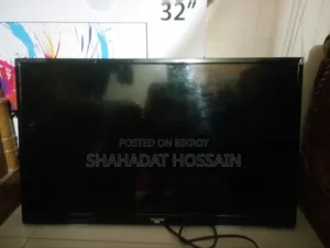 Walton 32" Tv Sale (Damage Display)