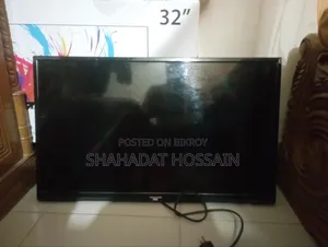 Walton 32" TV Sale (Damage Display)