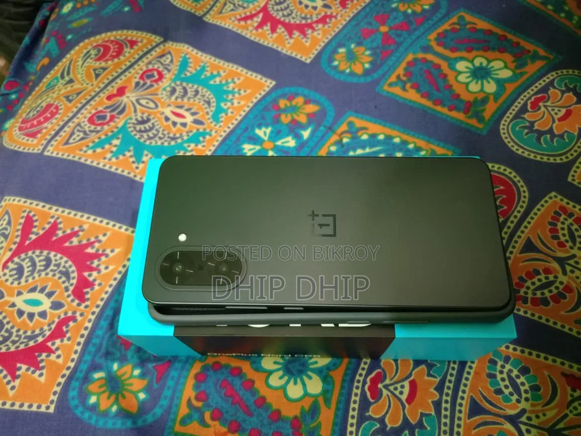 ওয়ানপ্লাস নর্ড সিই ৫জি ২৫৬ জিবি কালো