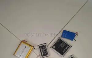 ব্যাটারি কম
