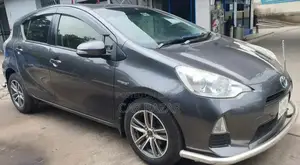 Toyota Aqua X Urban 2014 Gray