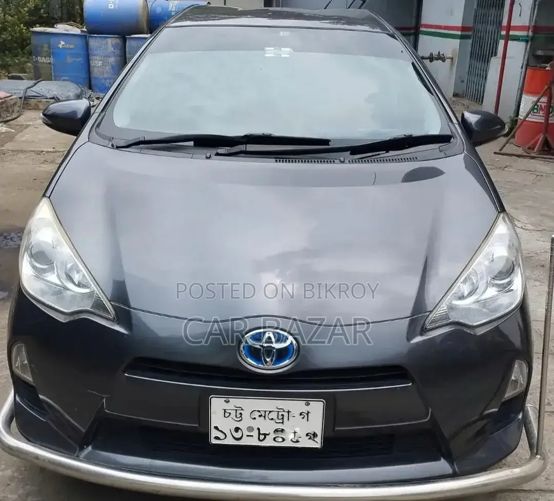 Toyota Aqua X Urban 2014 Gray