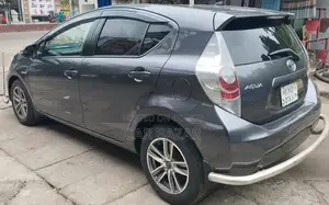 Toyota Aqua X Urban 2014 Gray