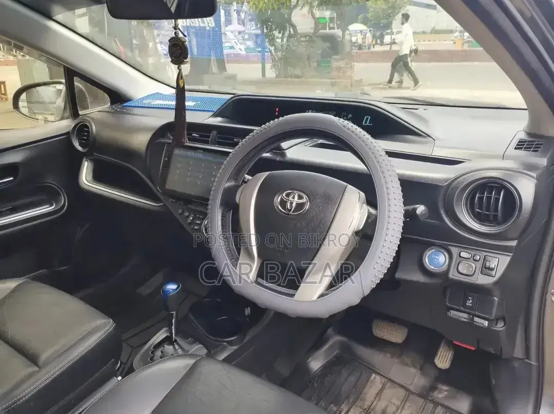Toyota Aqua X Urban 2014 Gray
