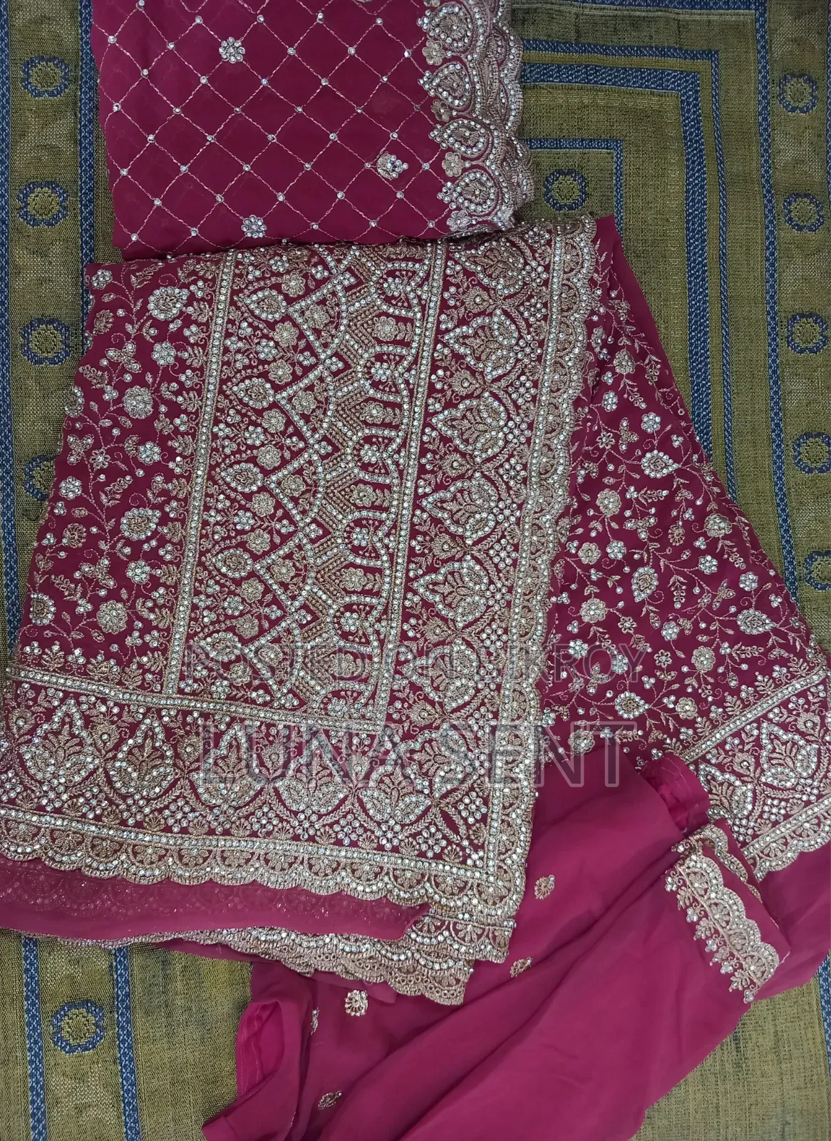 Saree, Blouse, Petticoat, Dupatta With Box and Heels.