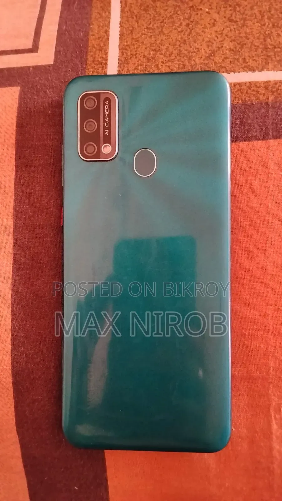 Walton 4 GB Green