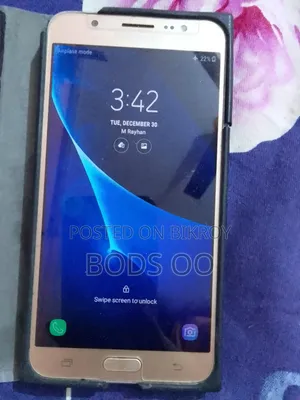 Samsung Galaxy J7 16 GB Gray