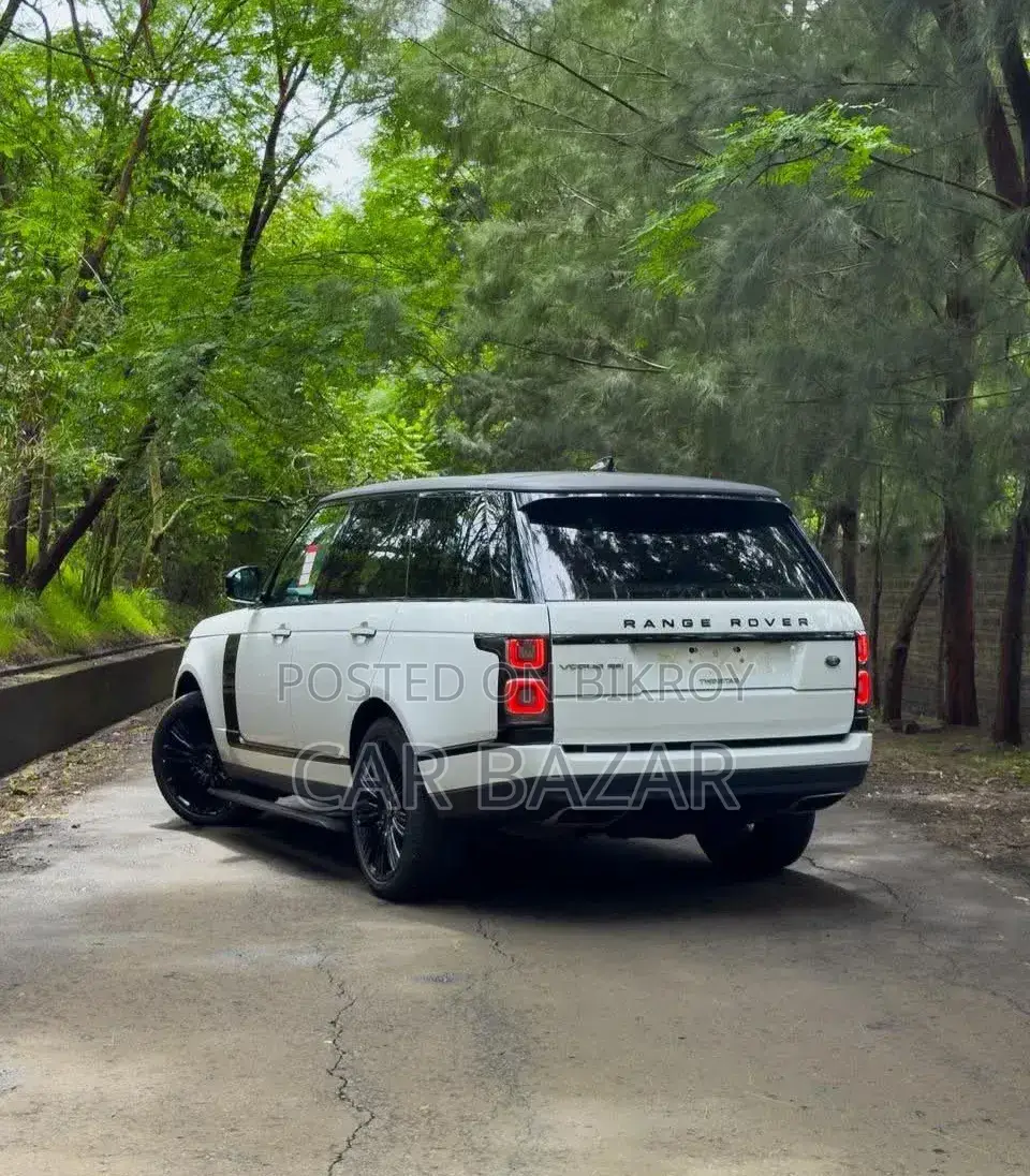 Land Rover Range Rover Vogue 2019 White