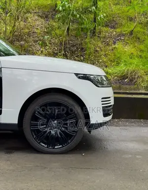 Land Rover Range Rover Vogue 2019 White
