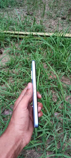 নতুন ওপ্পো এ১৮ ৬৪ জিবি নীল