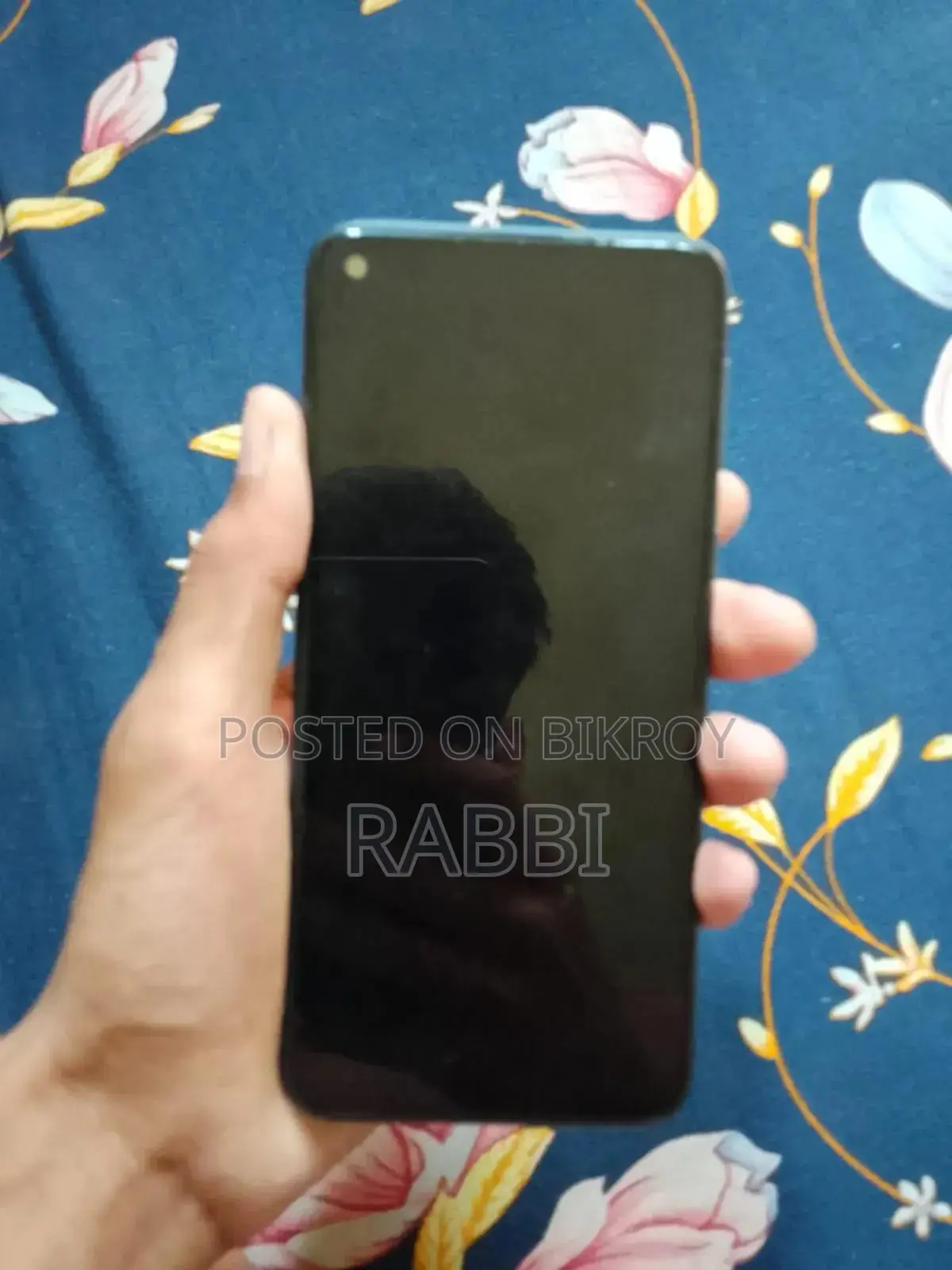Walton 4 GB Black
