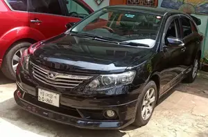 টয়োটা অ্যালিয়ন ২০১৫ কালো