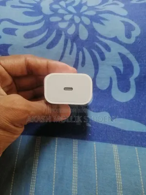 Apple iPhone 14 Pro Charger Used