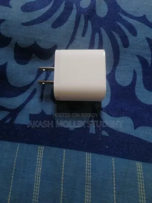 Apple iPhone 14 Pro Charger Used