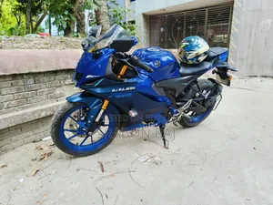 ইয়ামাহা আর১ ২০২২ ব্লু