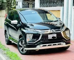 Mitsubishi Xpander G 2022 Black