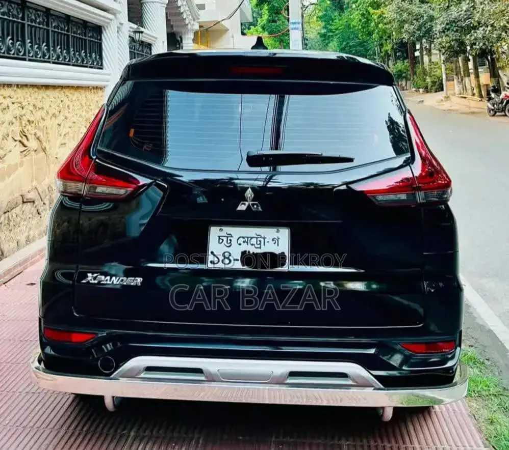 Mitsubishi Xpander G 2022 Black