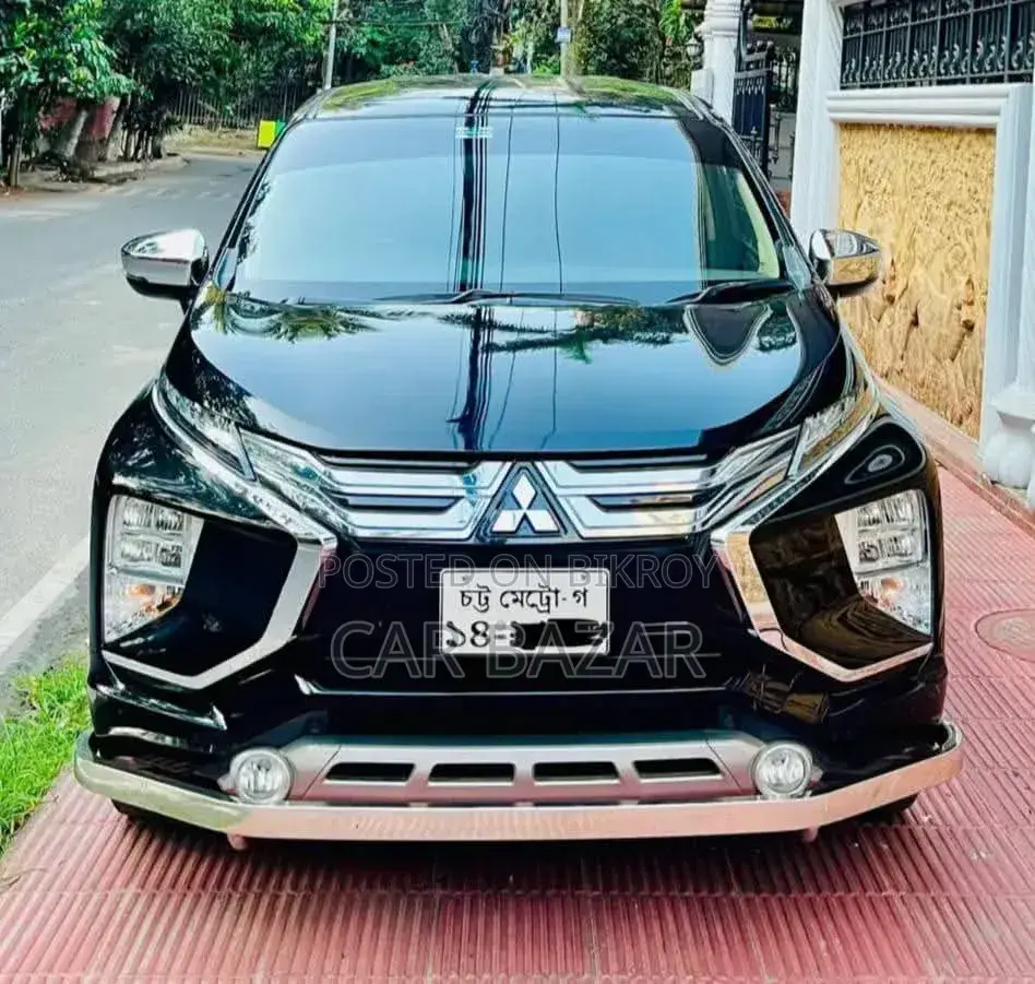 Mitsubishi Xpander G 2022 Black