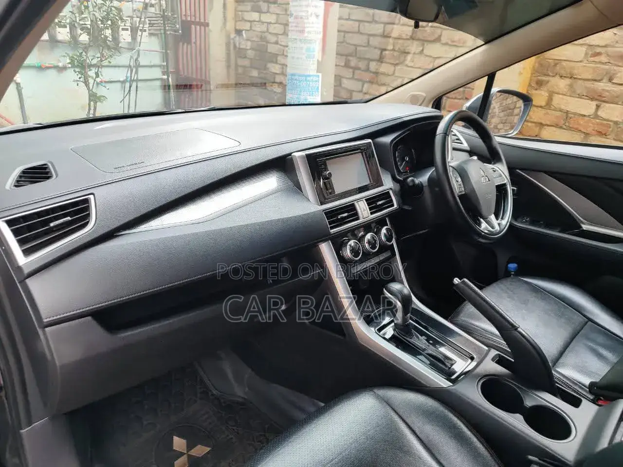 Mitsubishi Xpander G 2022 Black