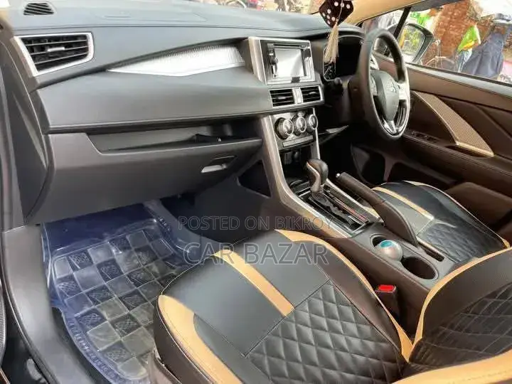 Mitsubishi Xpander G 2022 Black