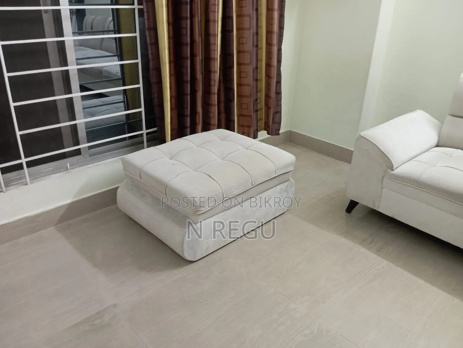 লাক্সারি সোফা এবং ডিভান সেট