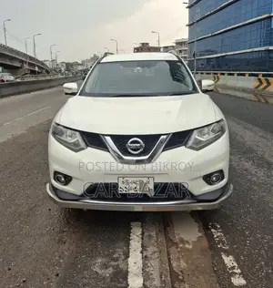 Nissan X-Trail 2.0 Petrol FWD 2014 Off White