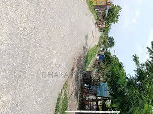 150ft Expressway 5 Katha North at Sector-28