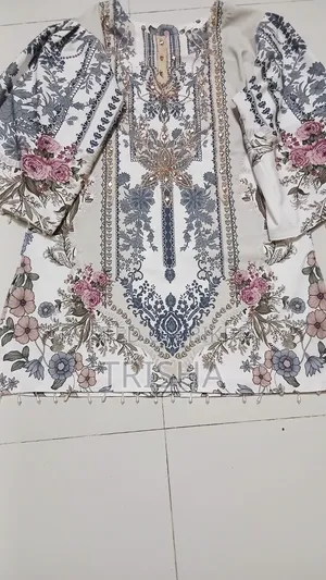 Lady's Tops