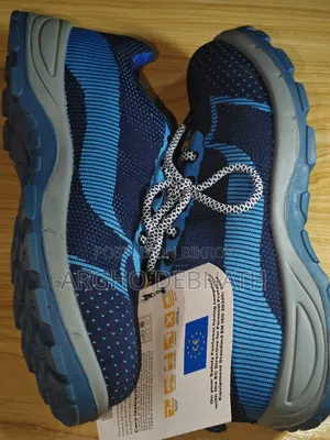 Racy Safety Shoes Size 42 EU Certified (Brand New)