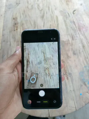 Apple iPhone 11 64 GB