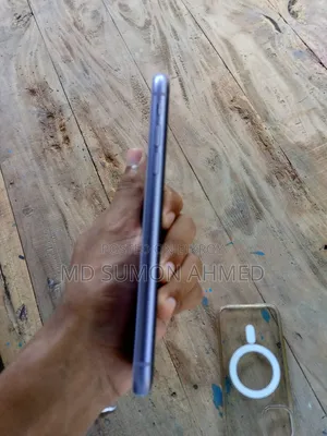 Apple iPhone 11 64 GB