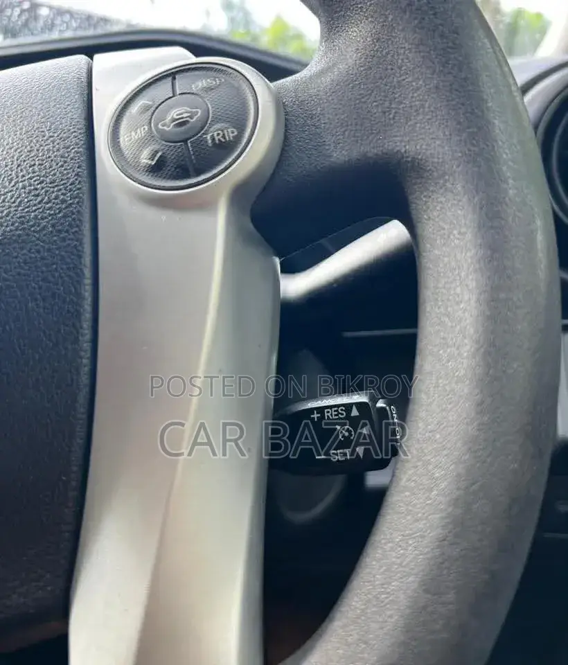 Toyota Aqua 2017 White