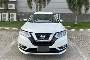 Nissan X-Trail 2.0 Hybrid All-Wheel Drive 2019 White