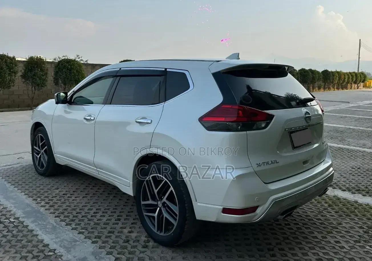 Nissan X-Trail 2.0 Hybrid All-Wheel Drive 2019 White