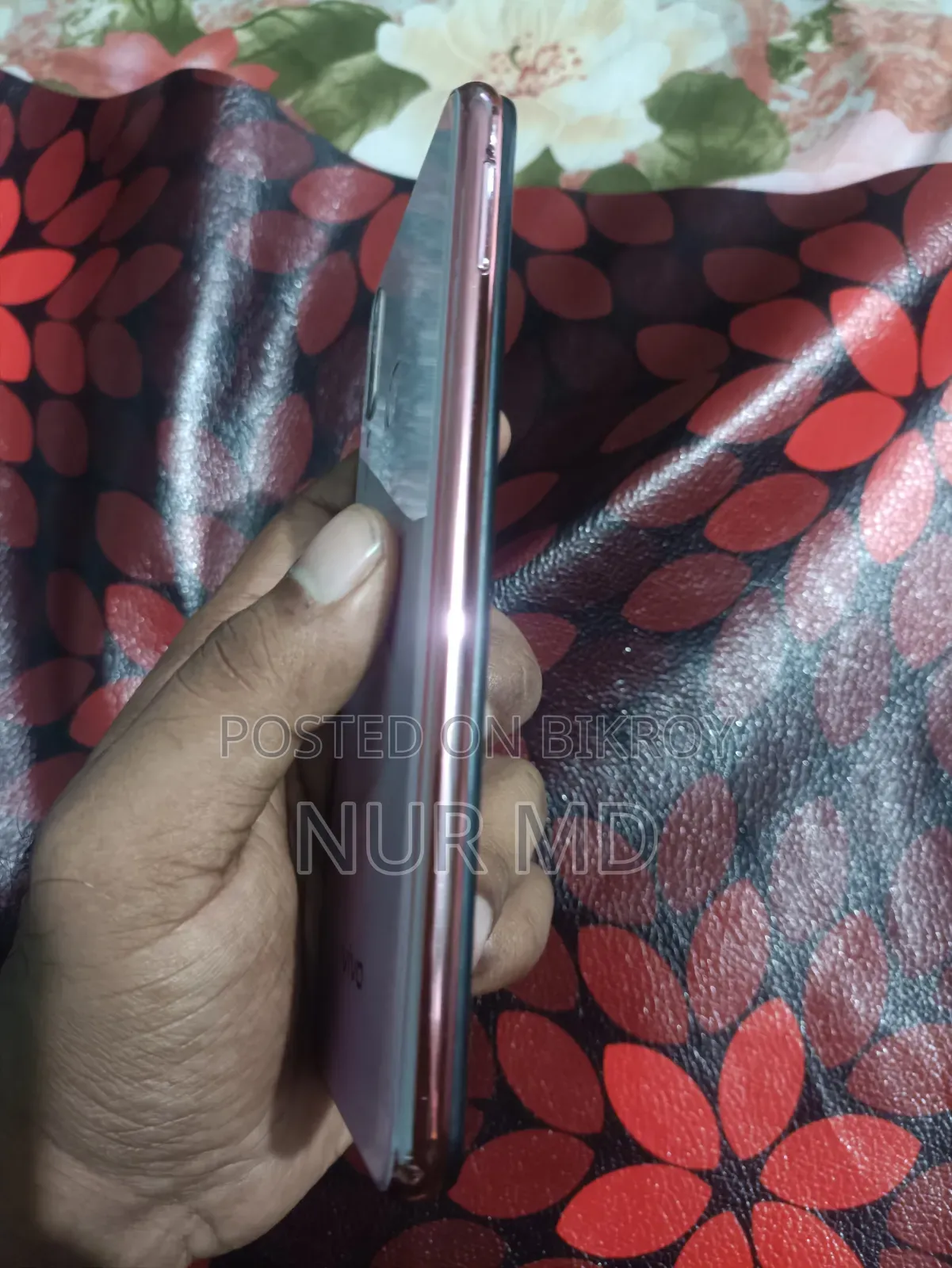 New Vivo Y17 128 GB Pink