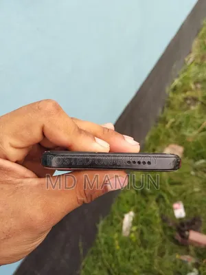 Amoi 8 GB Black
