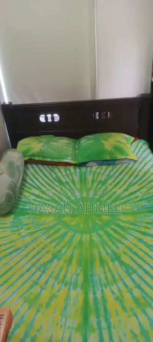 মালয়েশিয়ান কাঠের খাট