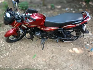 Bajaj Discover 100 2012 Red