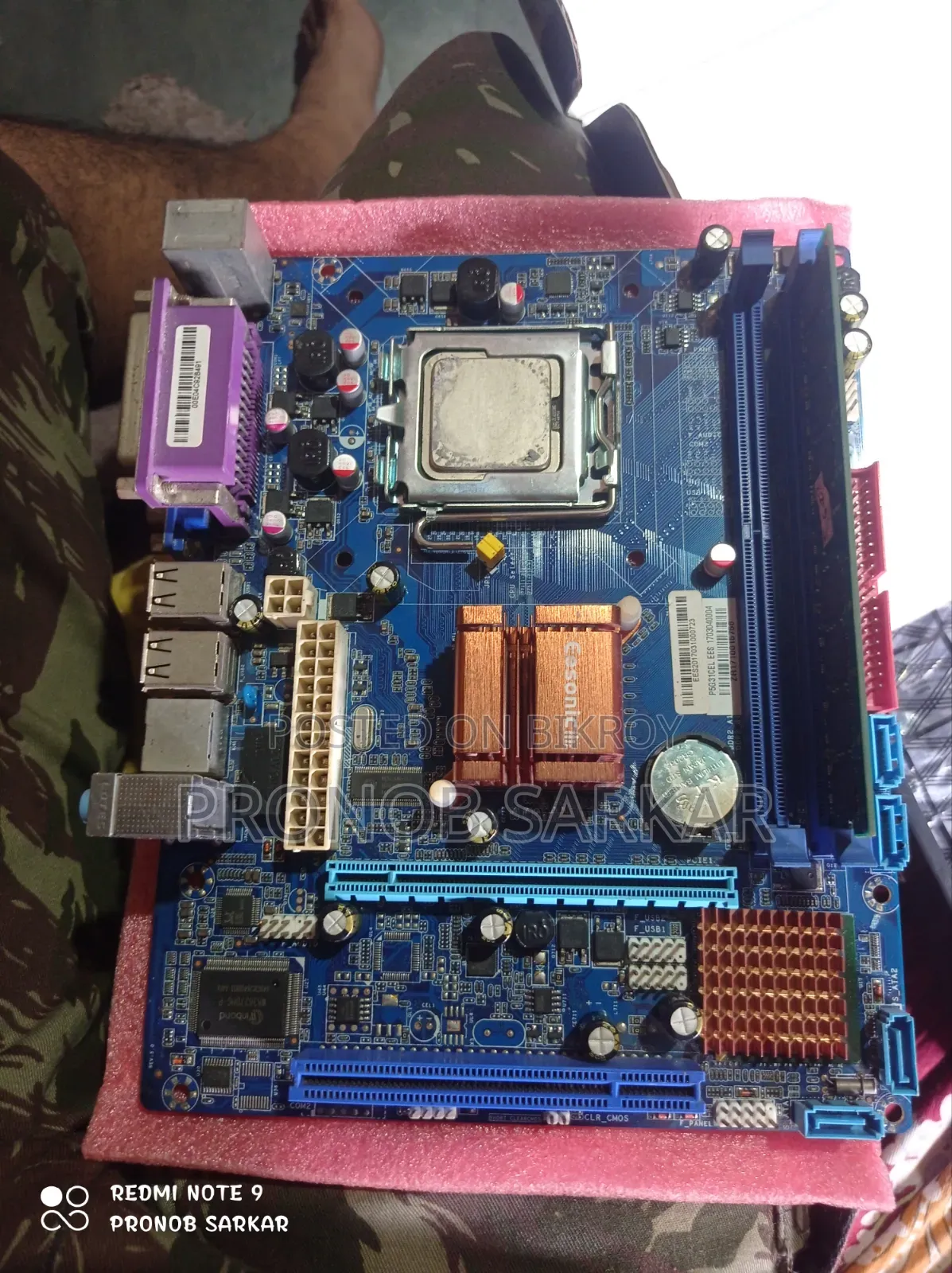 Esonic Motherboard + 1GB DDR2 RAM + Intel '04 Processor