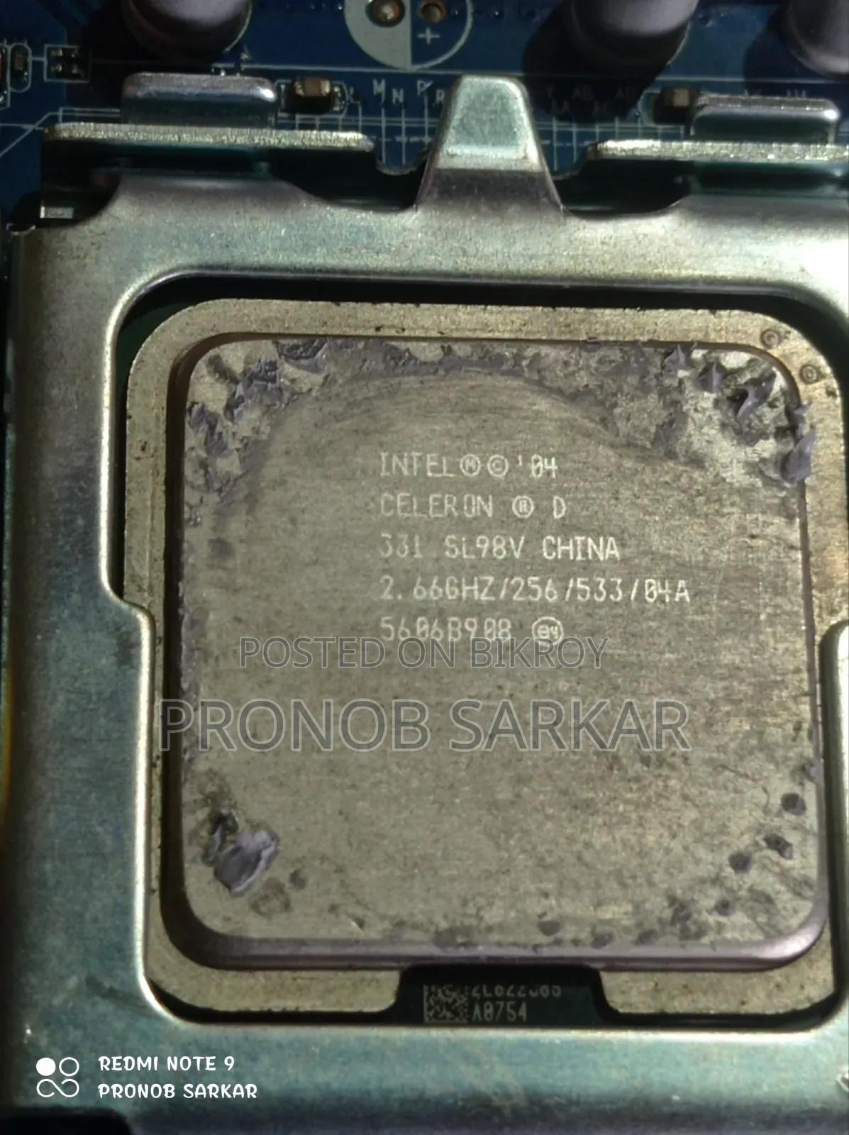 Esonic Motherboard + 1GB DDR2 RAM + Intel '04 Processor