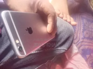 Apple iPhone 6 16 GB Rose Gold