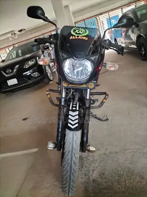 বাজাজ পালসার ১৫০ ২০১৯ ব্ল্যাক
