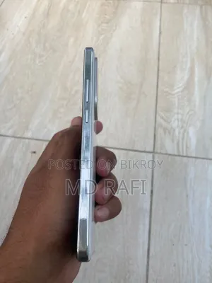 iQOO 256 GB White