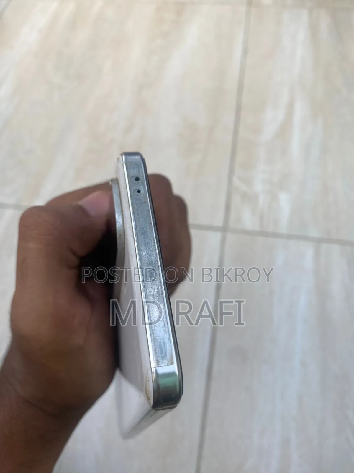 iQOO 256 GB White