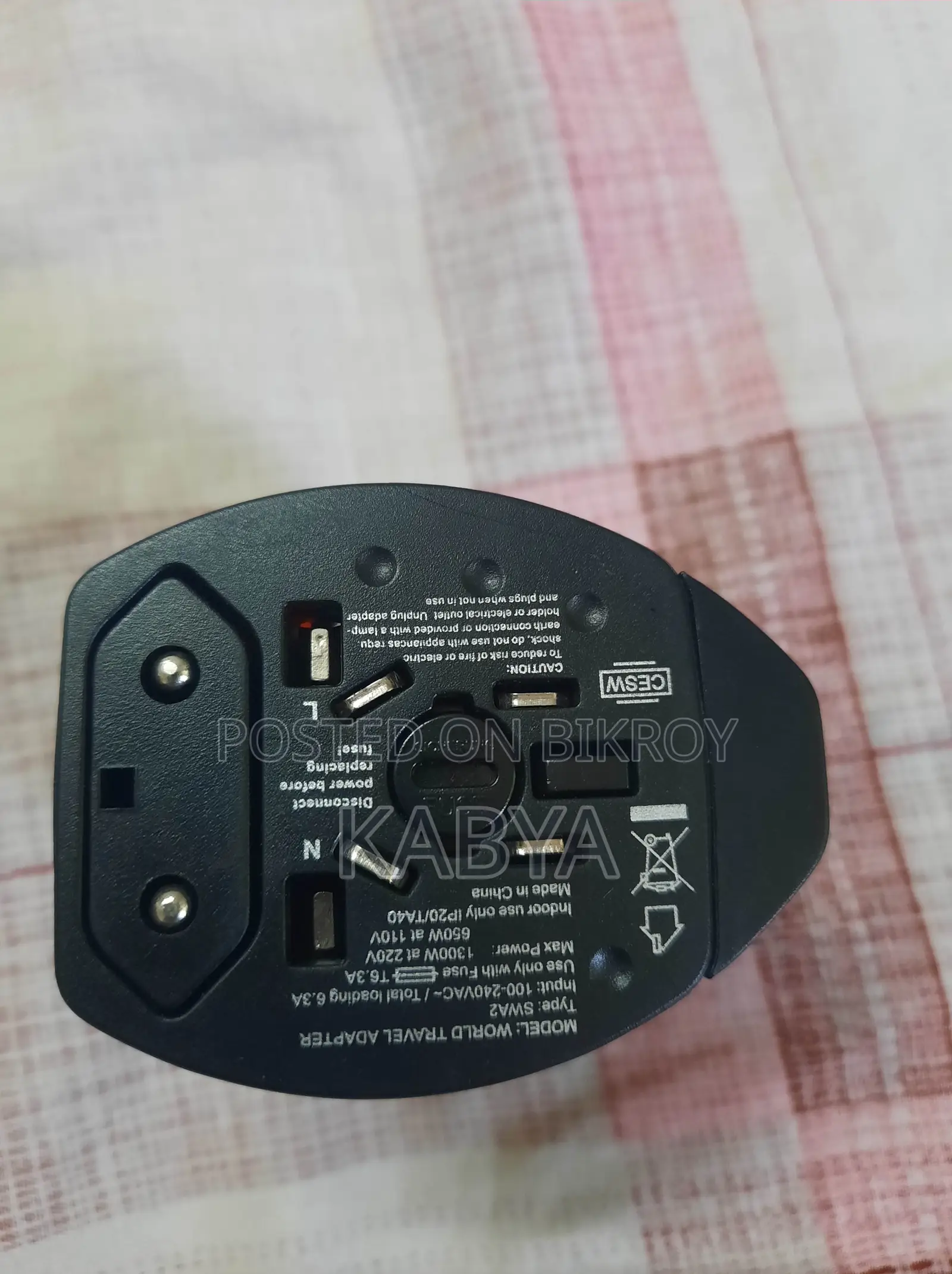 ইউনিভার্সাল প্লাগ পাওয়ার অ্যাডাপ্টার চার্জার Swa2 ট্রাভেল এসি