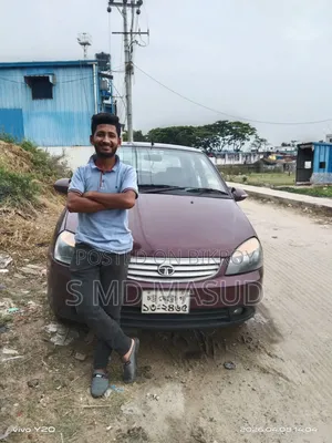 টাটা ইন্ডিগো ২০১৬ মেরুন